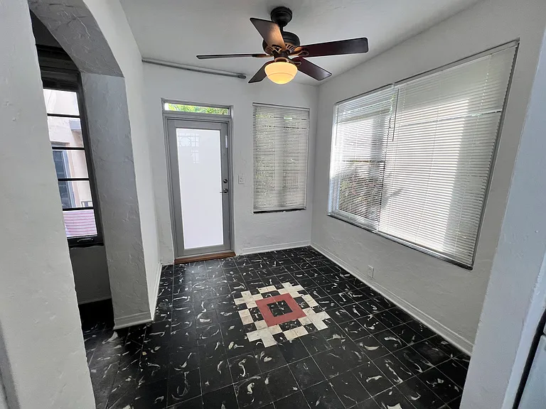610 Jefferson Ave #6 — Photo 13