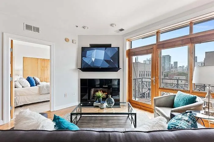 1 bed, 900 sqft, $2,700 — Photo 4