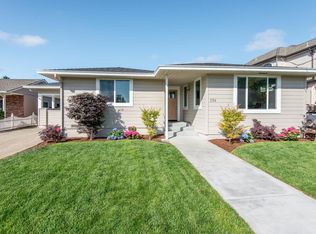 1750 Chestnut St, San Carlos, CA 94070