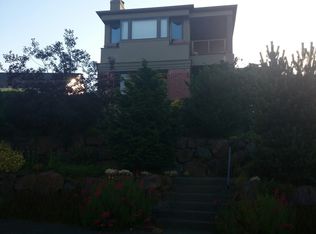 1932 Edgemont Pl W, Seattle, WA 98199
