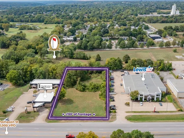 S Thompson St, Springdale, AR 72764
