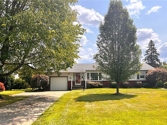 2nd image of 3919 Artmar Dr