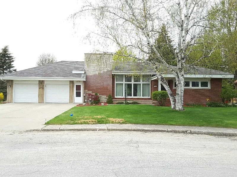 5588 Gaertner Ct photo 1