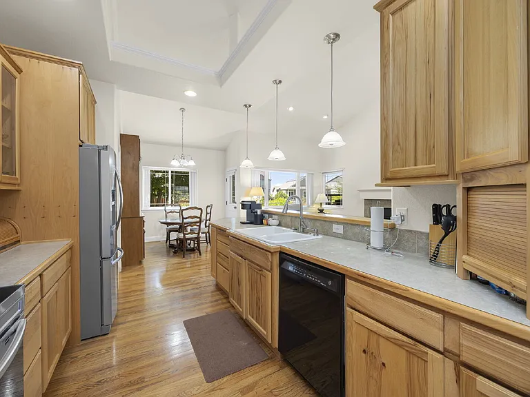 3226 Coneflower Ct — Photo 7