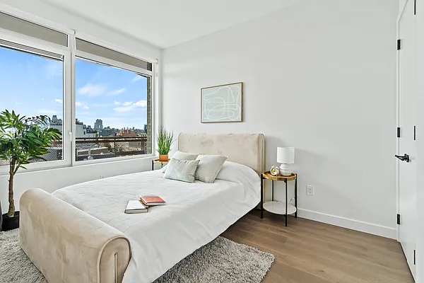 Rented by Reavis | media 18