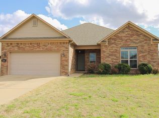 3020 Cloudberry Dr, Conway, AR 72032