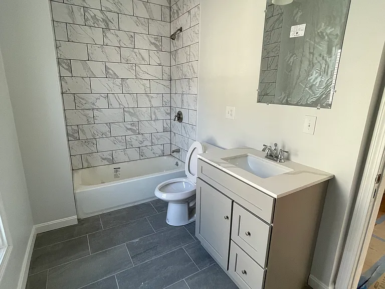 1190 Warren Ave #2 — Photo 15