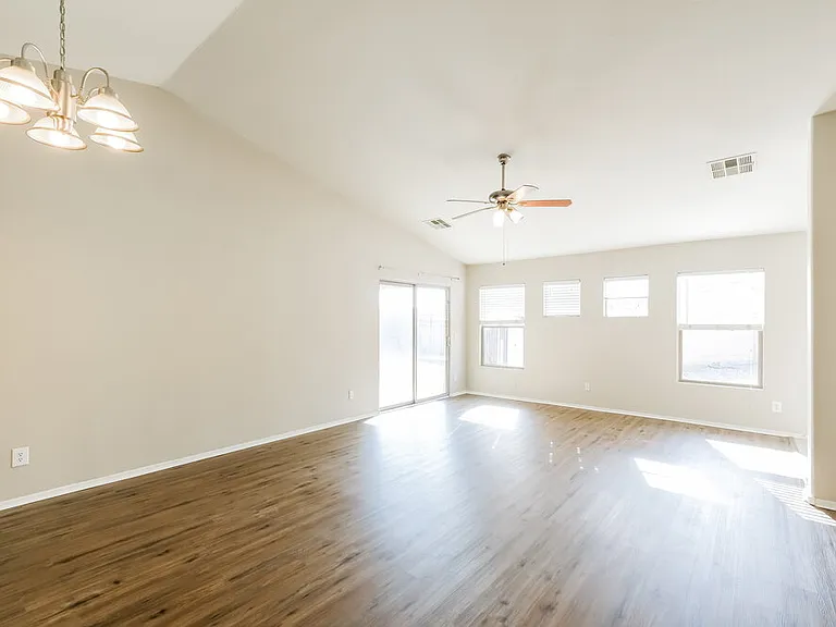 11457 W Rio Vista Ln — Photo 6
