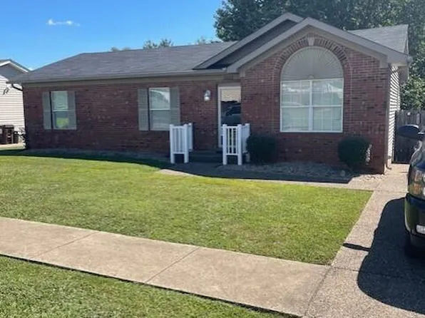 10103 Lancewood Rd, Louisville, KY 40229