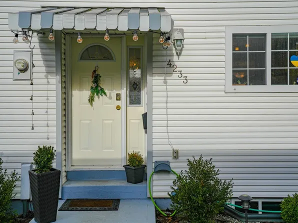 4233 8th Ave, Pt Alberni, BC V9Y 4S5