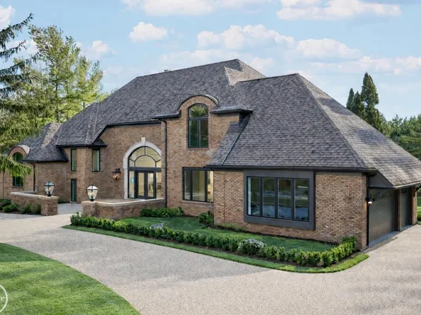 4585 Kiftsgate Bnd, Bloomfield Hills, MI 48302