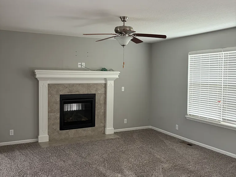 20201 E 23rd Terrace Ct S — Photo 3