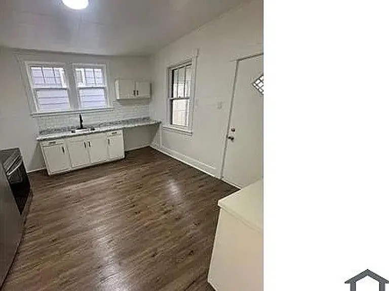 1503 3rd Ave — Photo 2