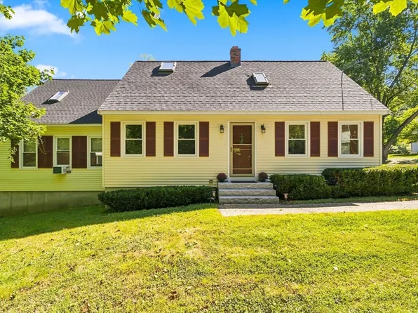 41-41 Hampstead St #A, Methuen, MA 01844
