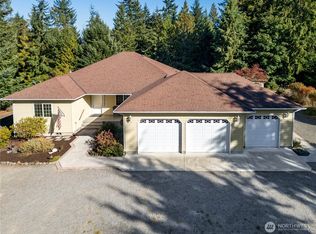 101 Mount Pleasant Estates Road, Port Angeles, WA 98362
