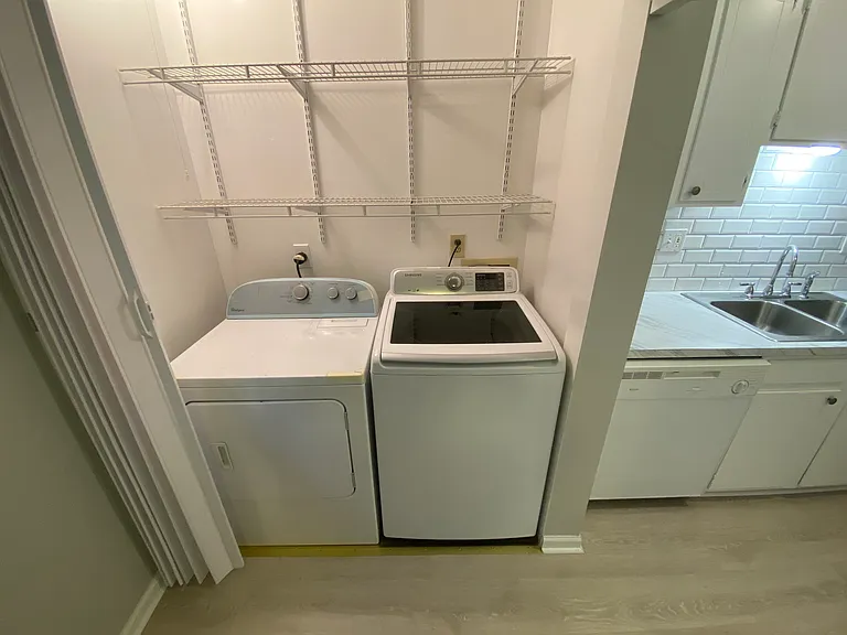 921 Nottingham Dr — Photo 14