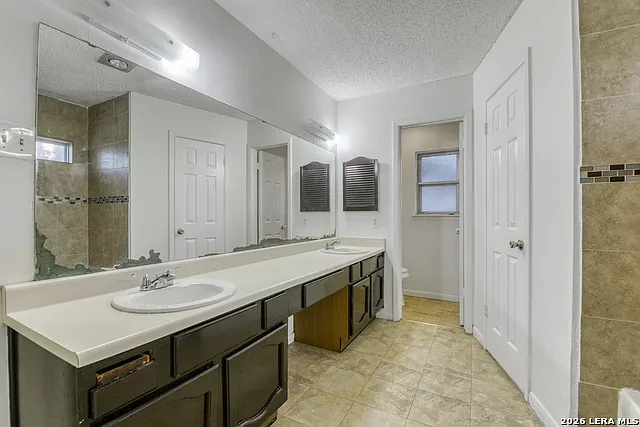11507 Spring Crest St — Photo 9