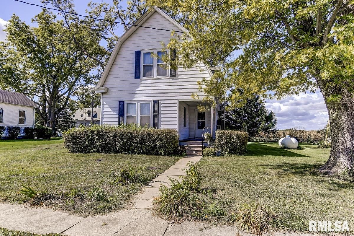 8939 Cardinal Hill Rd, Rochester, IL 62563 | Zillow