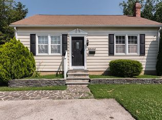 6313 E Valley Green Rd, Flourtown, PA 19031