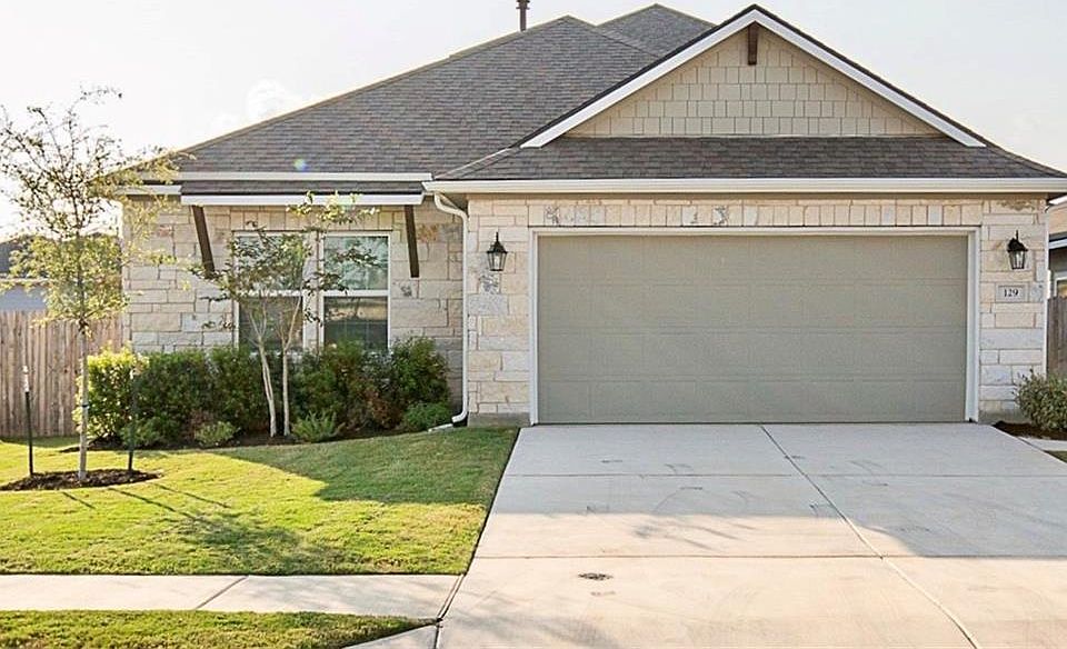 1st image of 129 Winding Hollow Dr