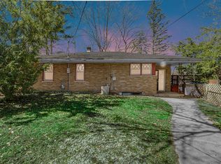 618 S Wisconsin St, Hobart, IN