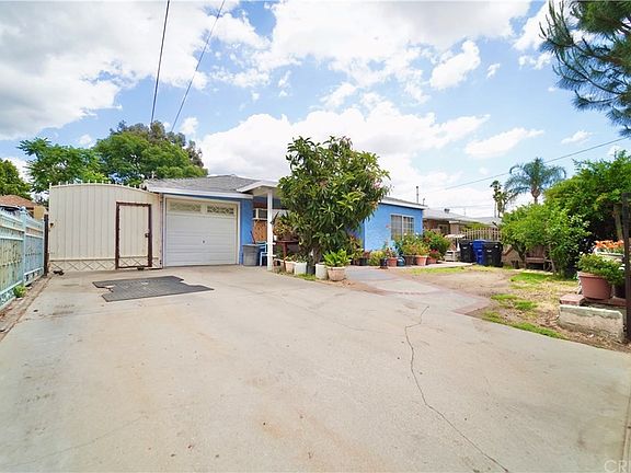 3rd image of 12840 Woodcock Ave