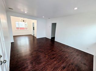 2127 Carmona Ave, Los Angeles, CA 90016