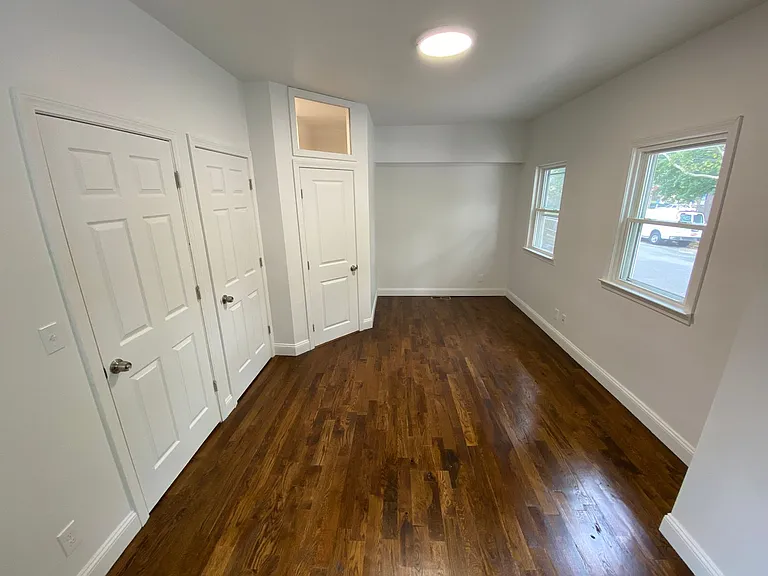131 Bristol St #1 — Photo 9