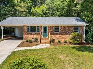 1102 Stadium Dr, Durham, NC 27704