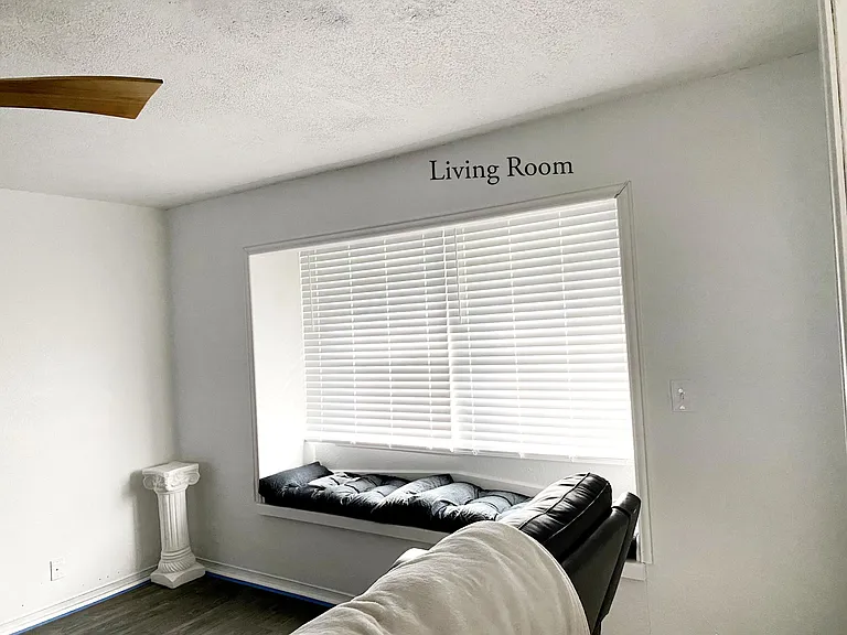1032 Greg St — Photo 10