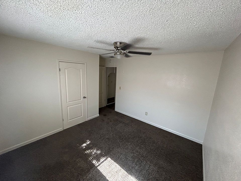 1st image of 93 E Hazelwood Ln APT B