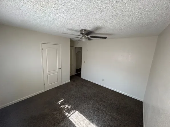 93 E Hazelwood Ln APT B, Lemoore, CA 93245