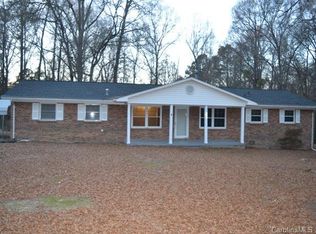 559 Community Ln, Lancaster, SC 29720