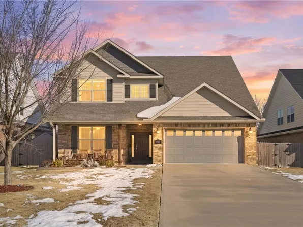 603 McClain Rd, Bentonville, AR 72712