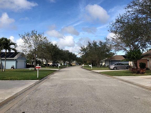 4th image of 160 35th Sq SW