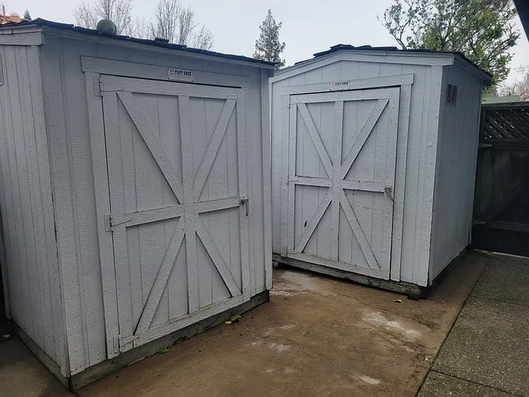 Tuff sheds