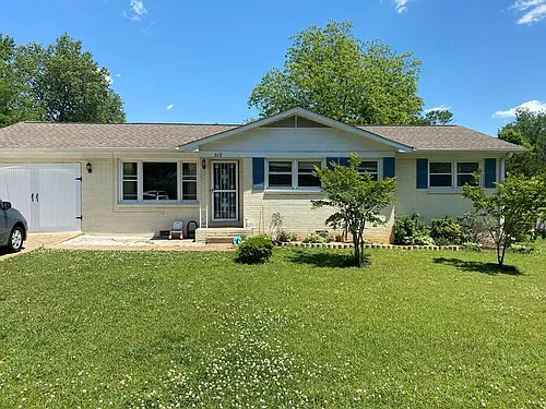 512 Clift Dr Photo 1
