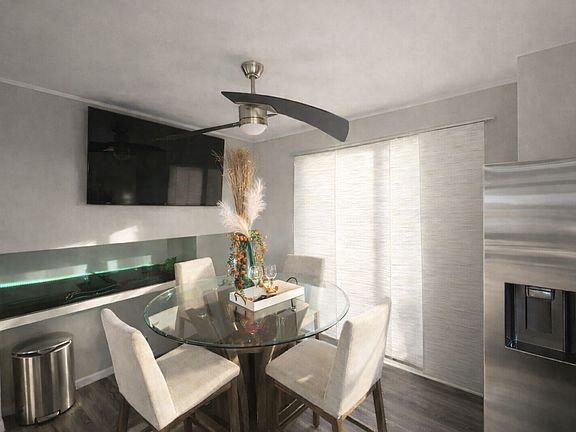 3rd image of 17718 Ridgewood Dr