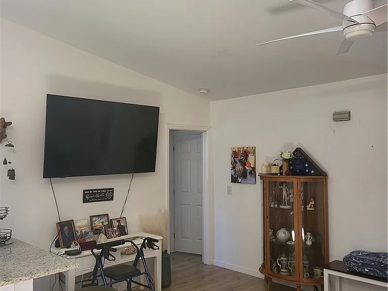 1433 SW 51st Ln #98 — Photo 13