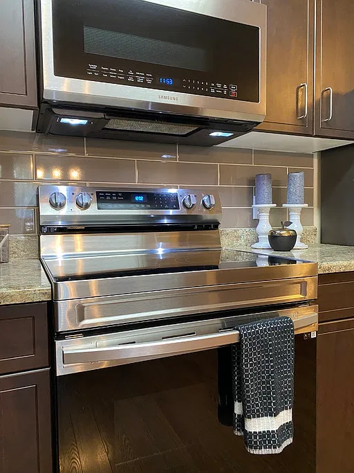 1 bed, 1.0 bath, 1000 sqft, $1,550 — Photo 4