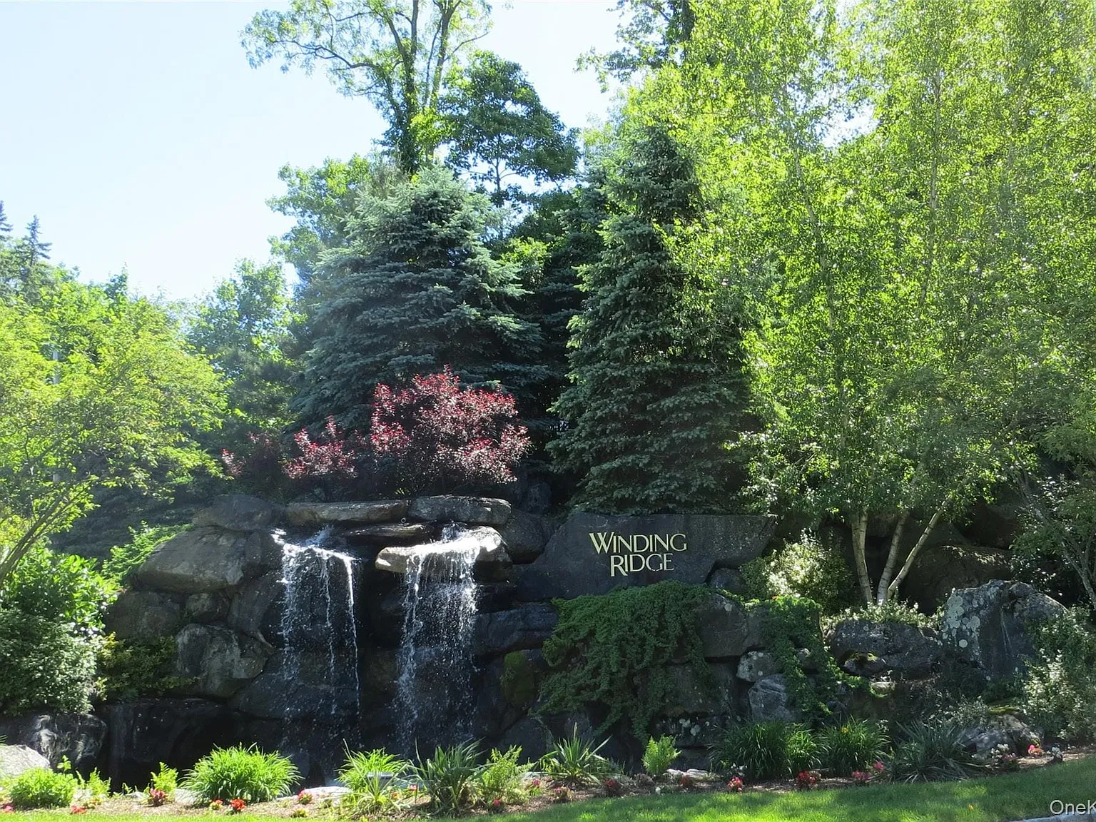 3 bed, 3.5 bath, 2900 sqft, $7,000 — Photo 2