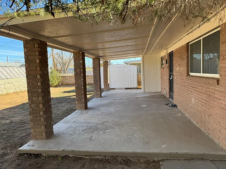 5861 Swallow Ln — Photo 10