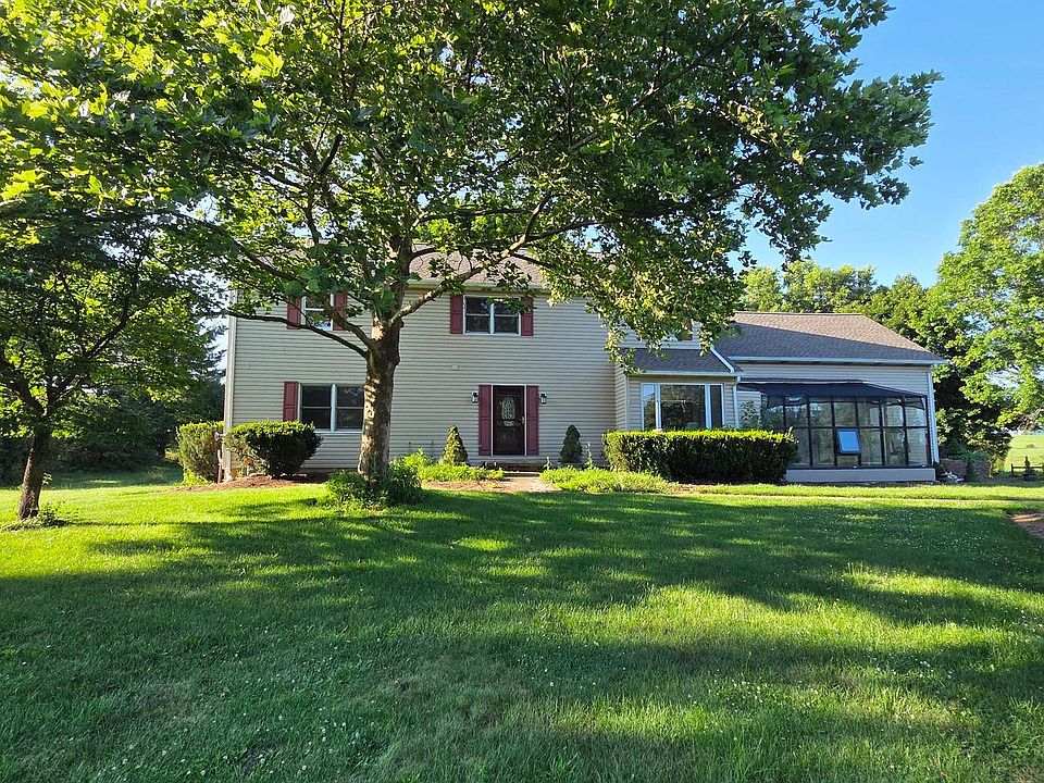 1st image of 119 Gemstone Farm Ln
