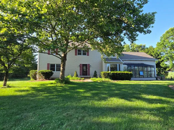 119 Gemstone Farm Ln, Centre Hall, PA 16828