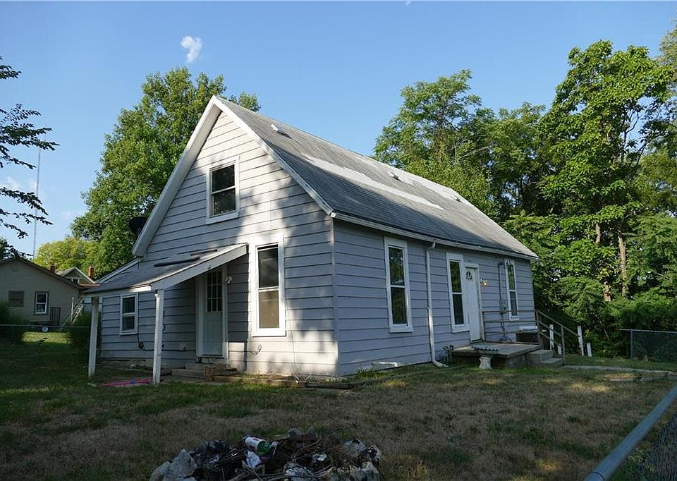 1st image of 9305 E 9th South St