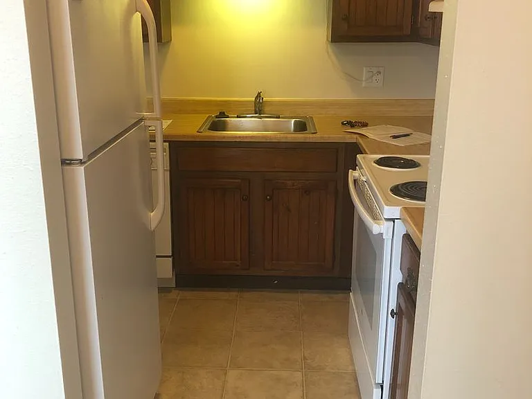 4013 Westover Rd SE — Photo 8