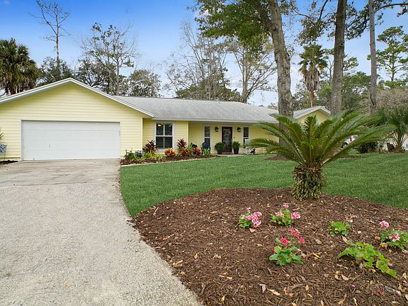 2nd image of 21 Oaks Dr
