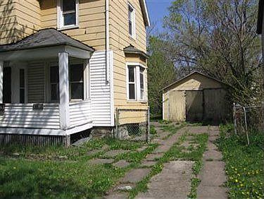 2nd image of 1757 E 30th St