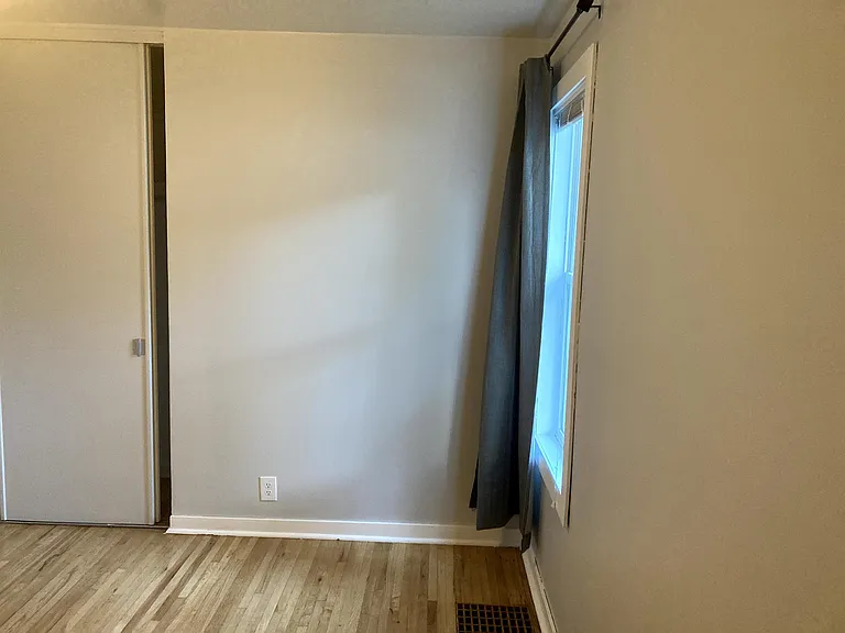 2902 Texas Ave S — Photo 11