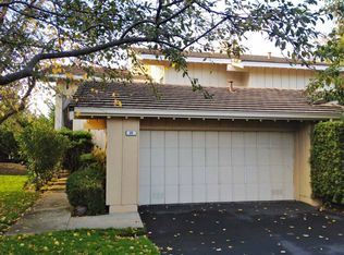 25 Trillium Ln, San Carlos, CA 94070